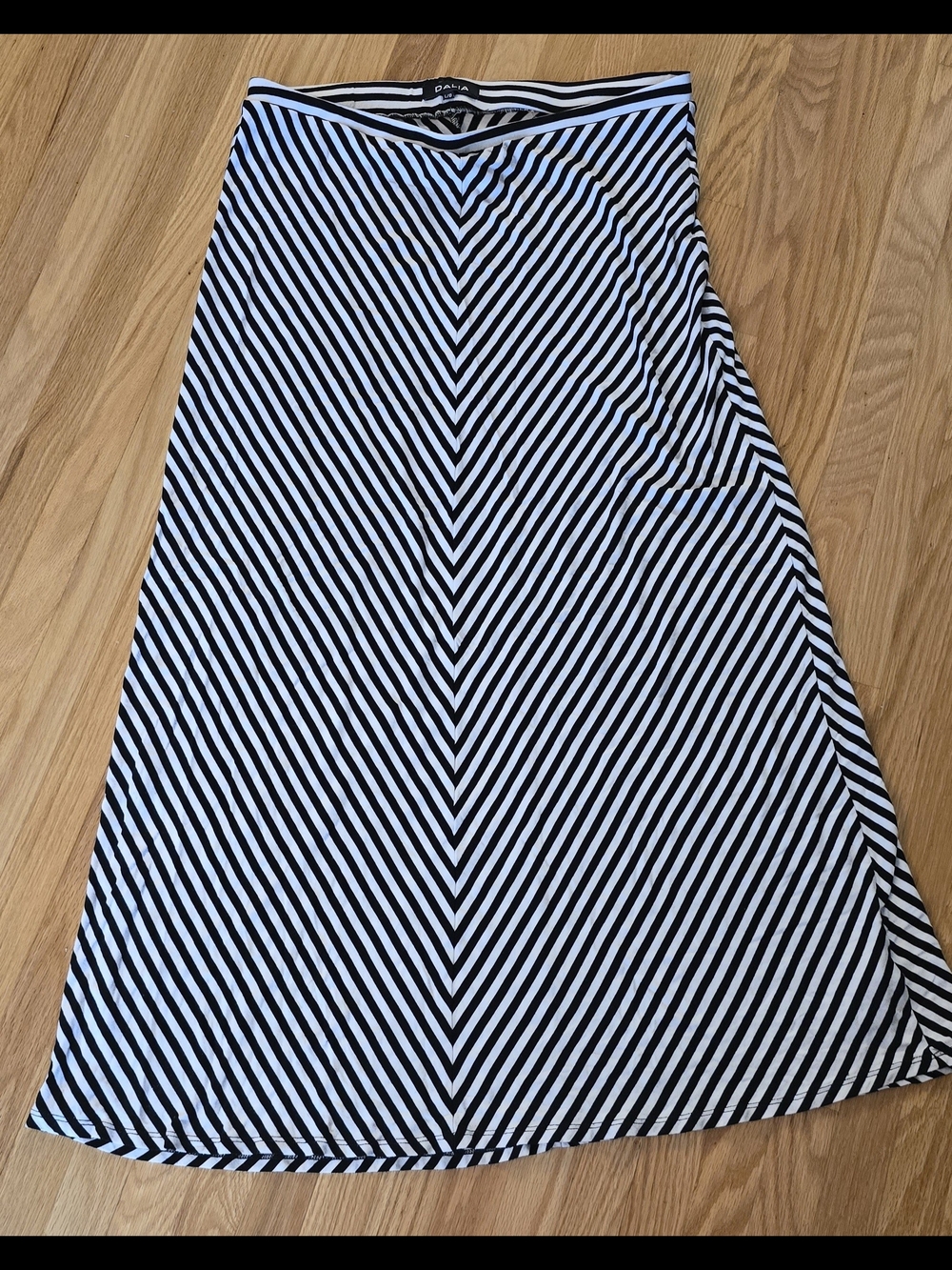 Dalia Black and White Chevron A-Line Midi Skirt